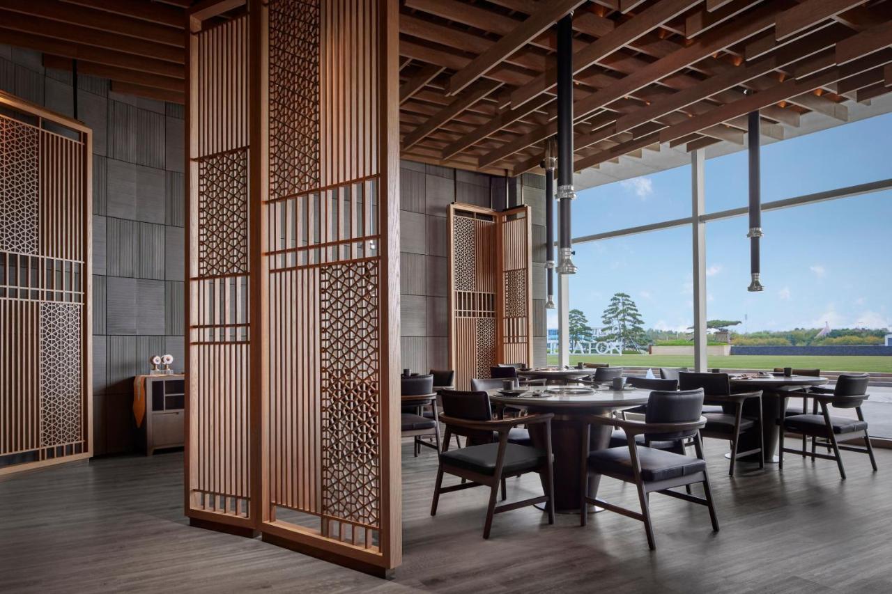 Sheraton Rizhao Hotel Exterior photo