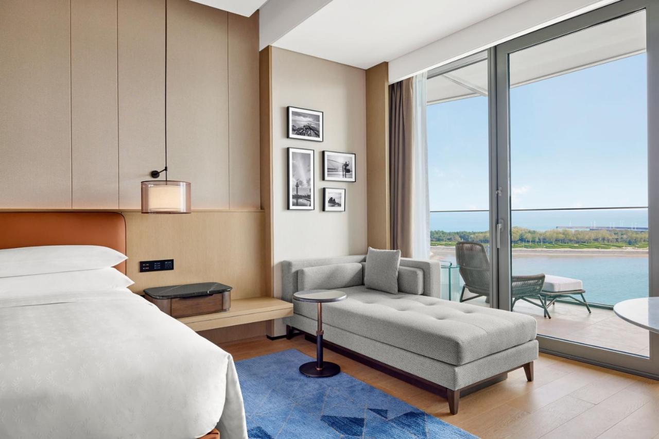 Sheraton Rizhao Hotel Exterior photo